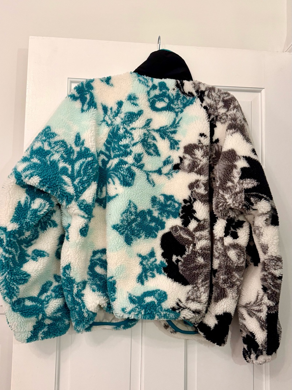Hit The Slopes Printed Fleece Jacket - Picture 5 of 6